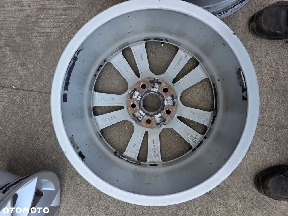 FELGA FELGI KOMPLET SKODA AUDI A4 B9 A5 8W 7.5J R17 ET29 8W0601025AG 15/26 - 12