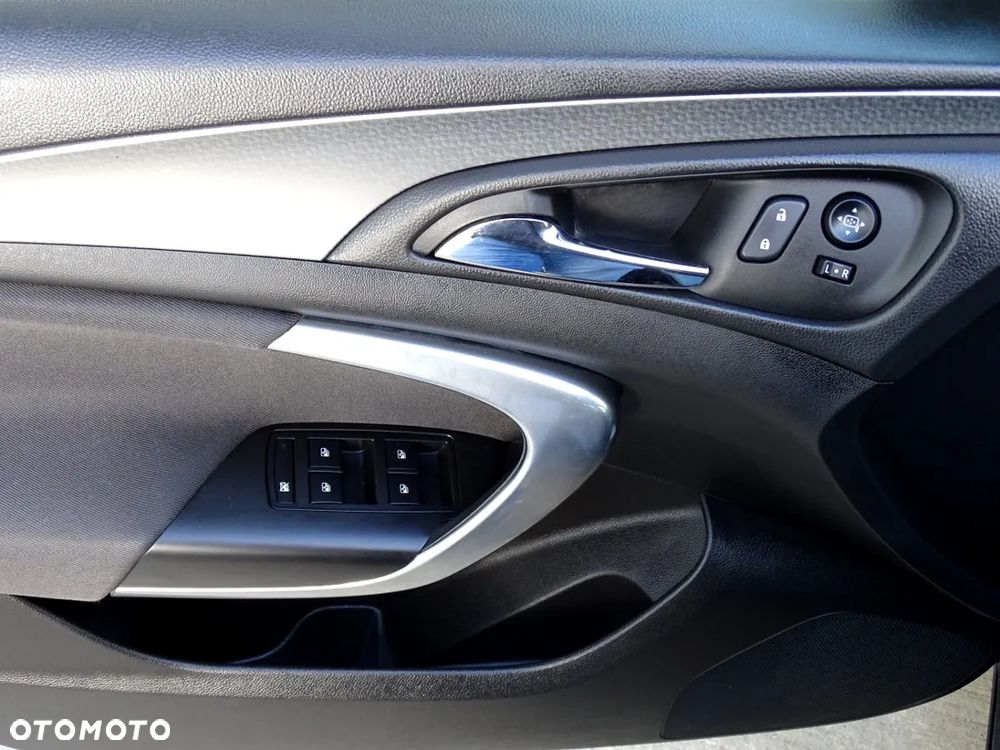 Opel Insignia 2.0 CDTI ecoFLEX - 9