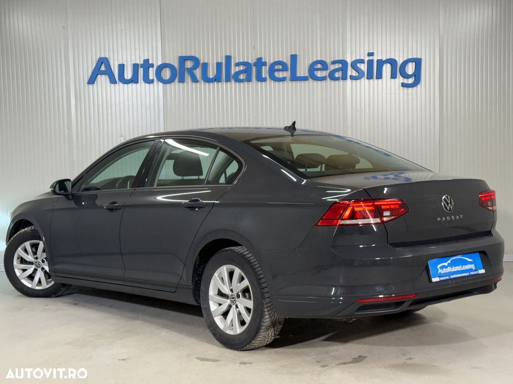 Volkswagen Passat 2.0 TDI Advance - 4