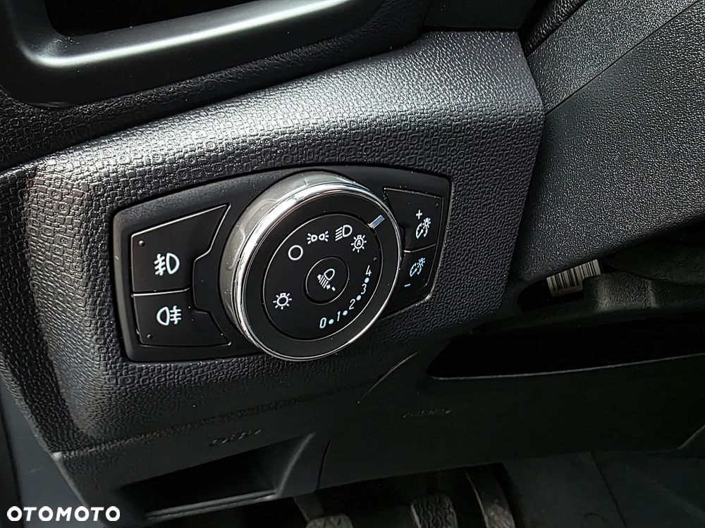 Ford EcoSport 1.0 EcoBoost ST-LINE - 17