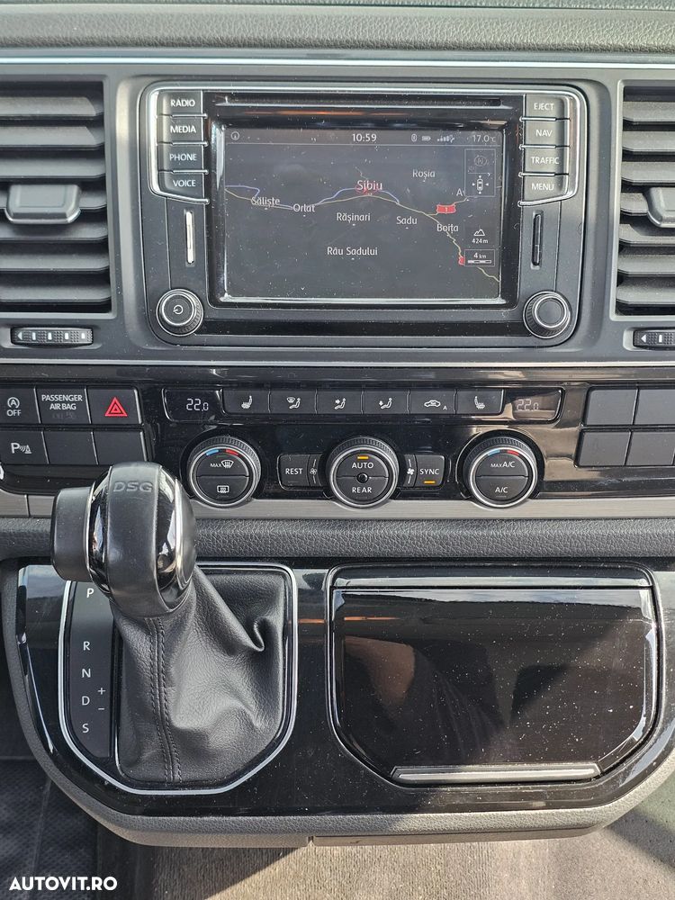 Volkswagen Multivan - 16