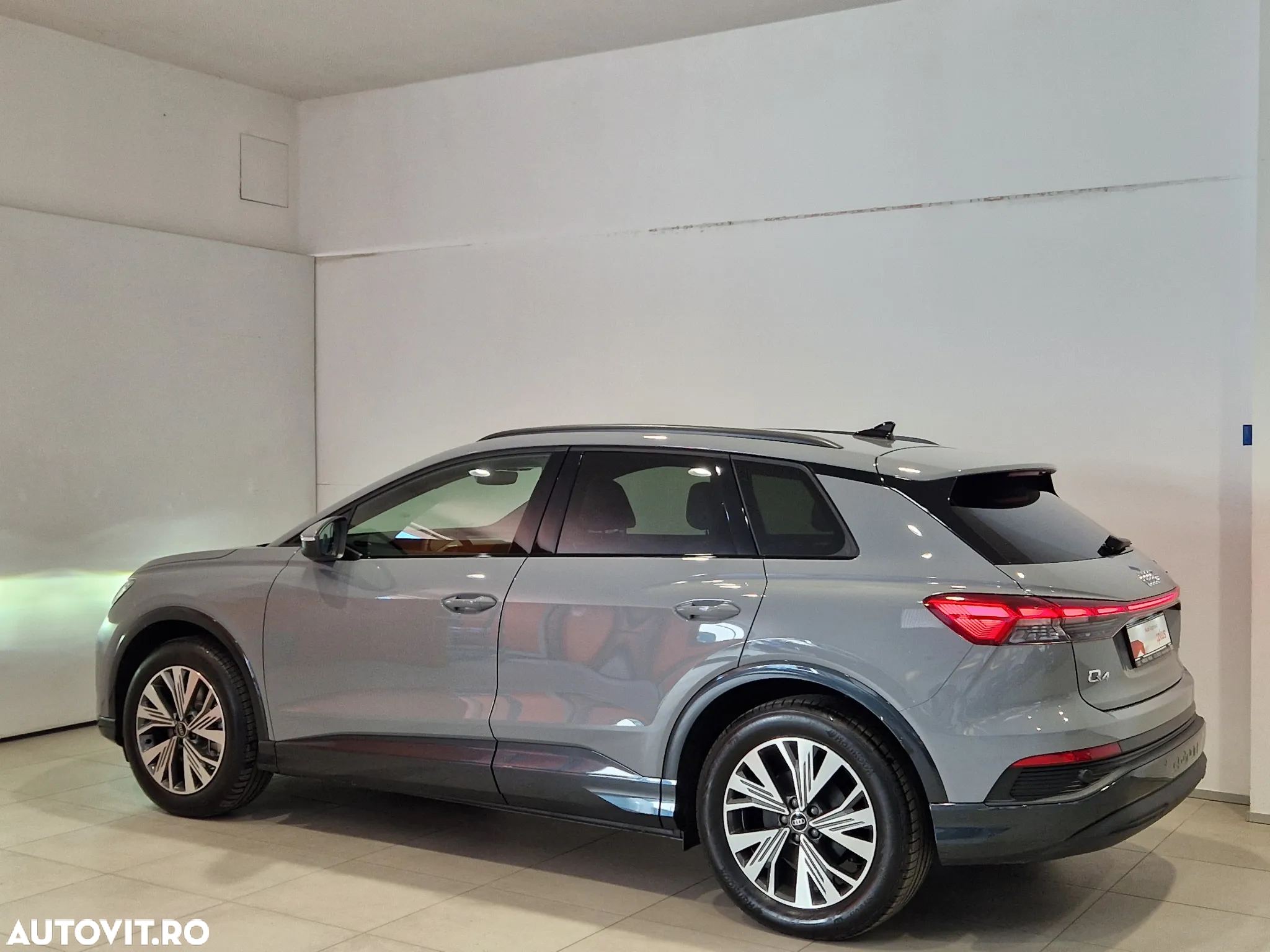 Audi Q4 e-tron 45 quattro - 3