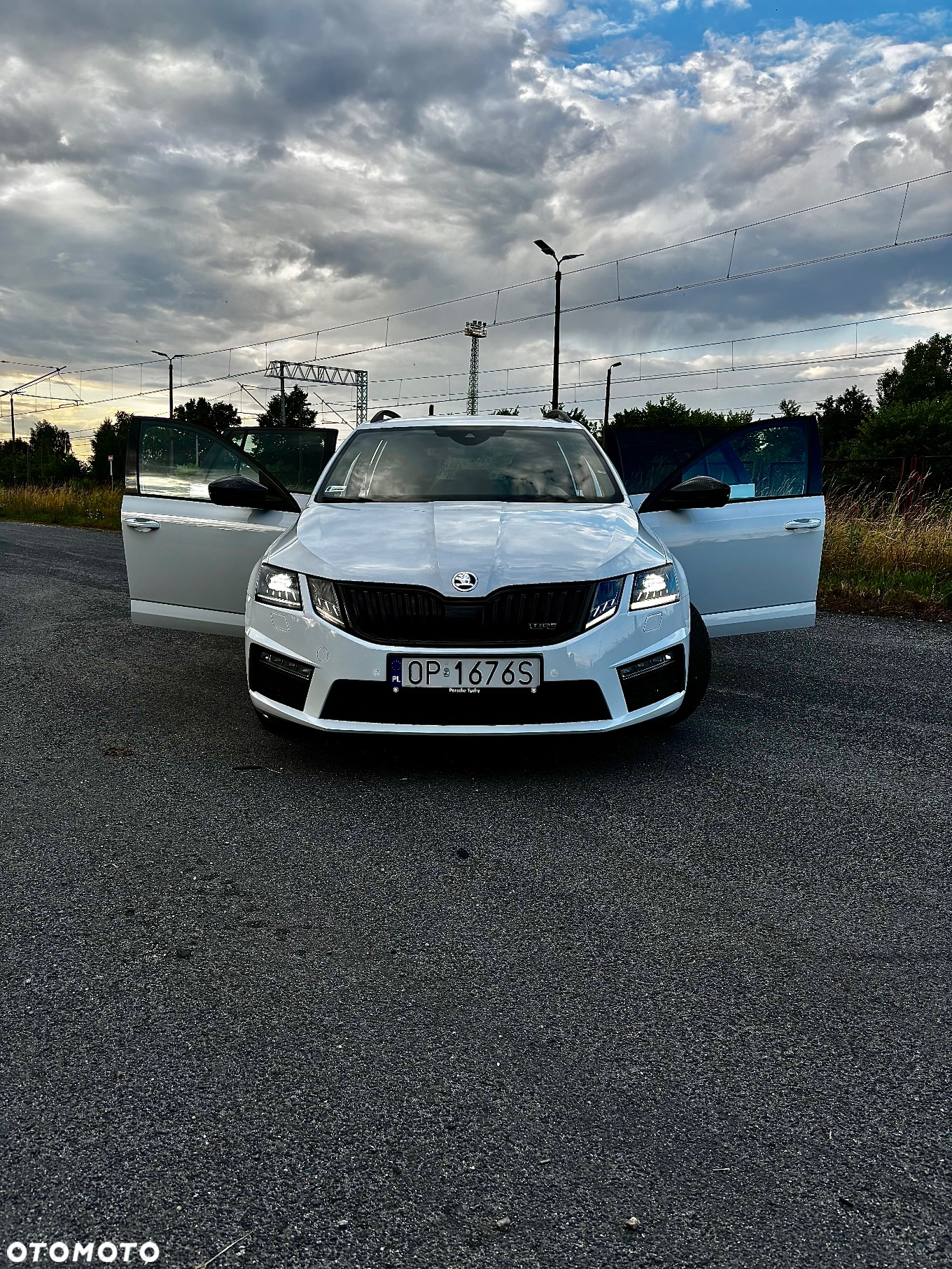 Skoda Octavia 2.0 TDI RS DSG - 13