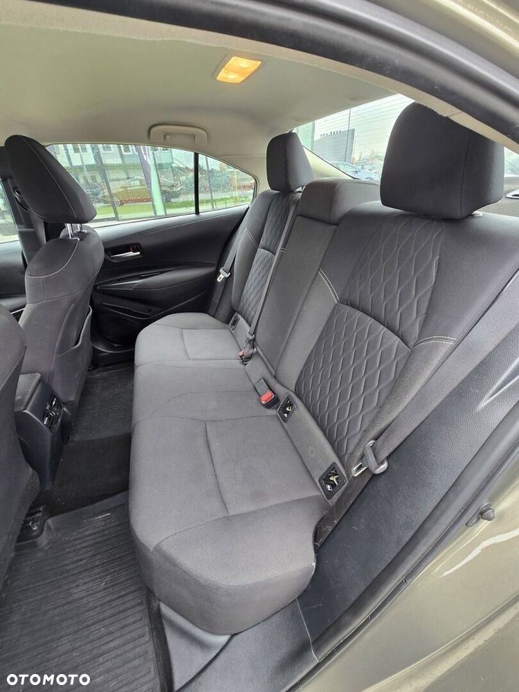 Toyota Corolla - 18