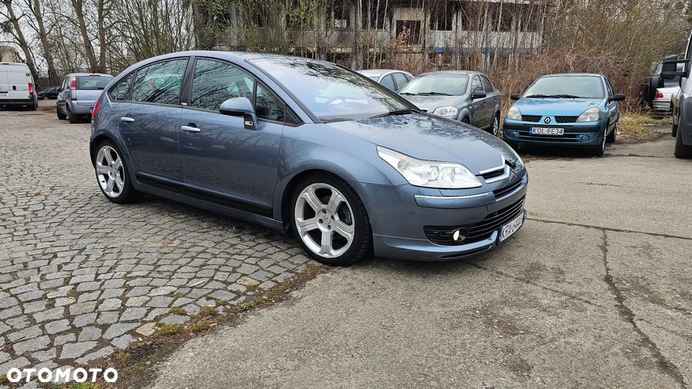 Citroën C4 2.0 HDi Exclusive - 3