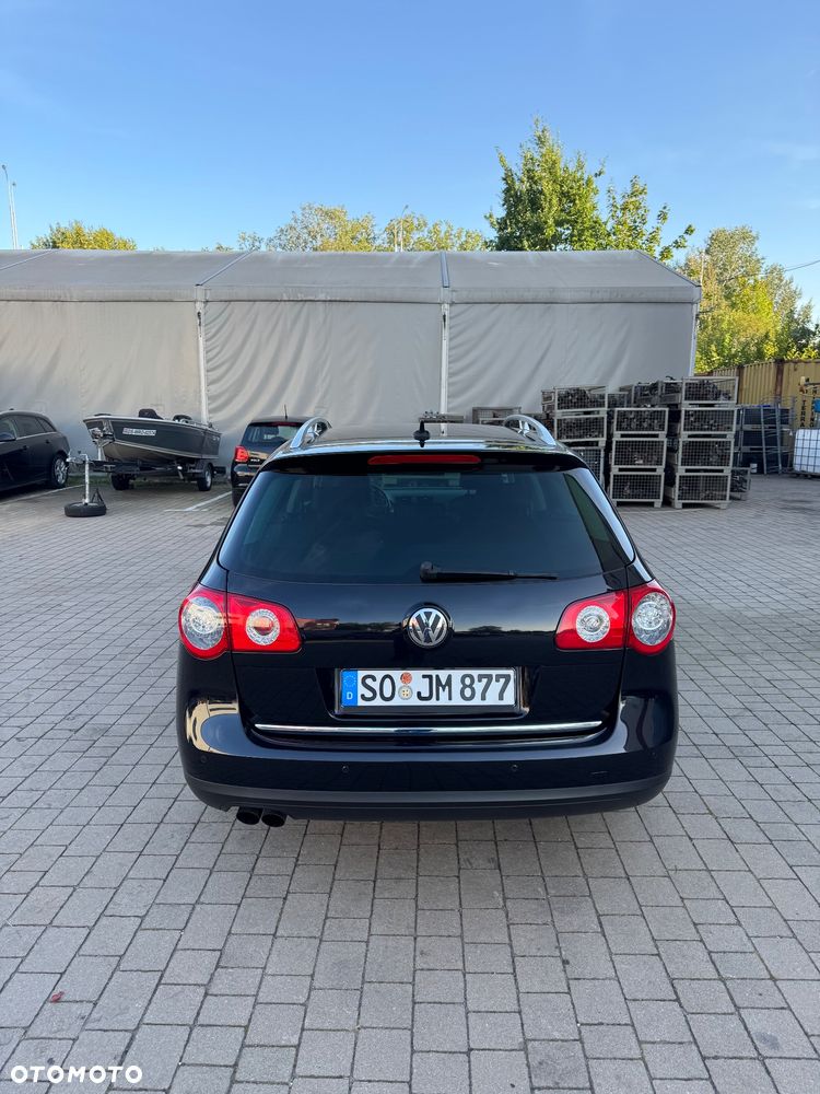 Volkswagen Passat 2.0 TDI DPF BlueMotion Technology Highline - 4