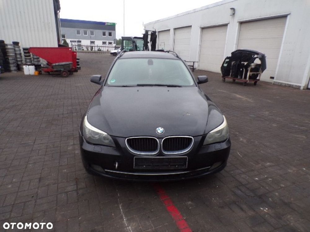 Części - BMW E61 520d 2.0 D 177 KM LIFT KOMBI 09R - 2