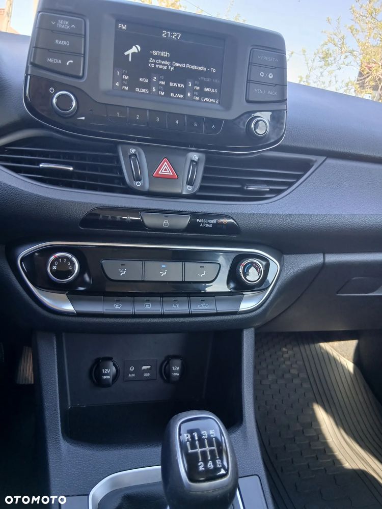 Hyundai i30 1.0 T-GDI Classic + - 10