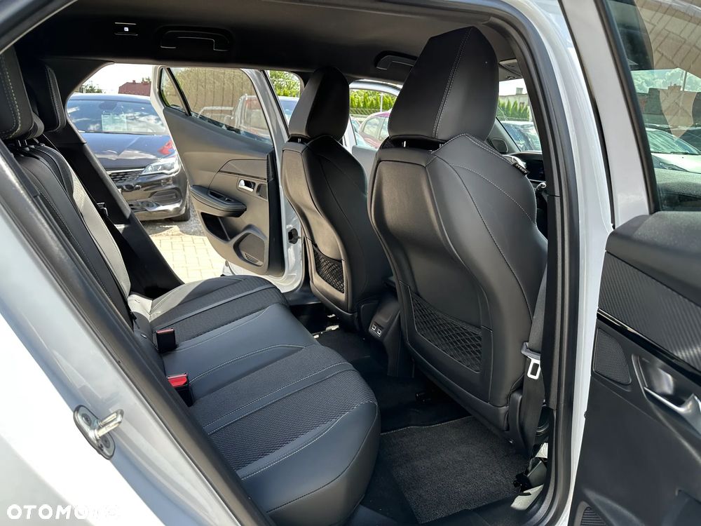 Peugeot 2008 - 27