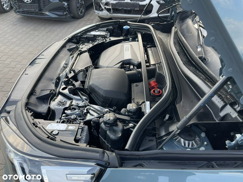 BMW X1 xDrive18d xLine - 13