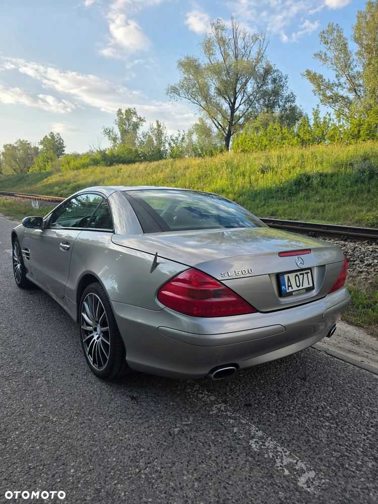 Mercedes-Benz SL 500 - 11