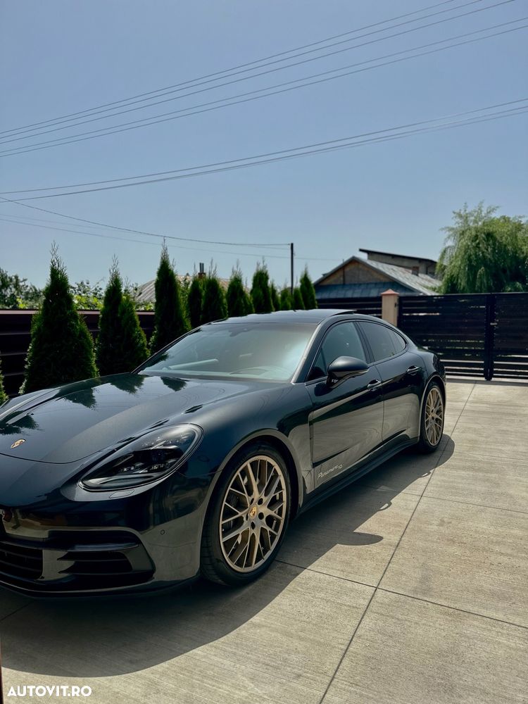 Porsche Panamera 4 - 7