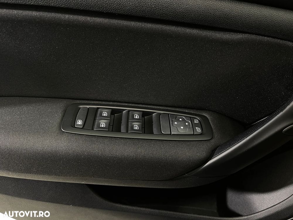 Renault Megane TCe 140 GPF Zen - 20