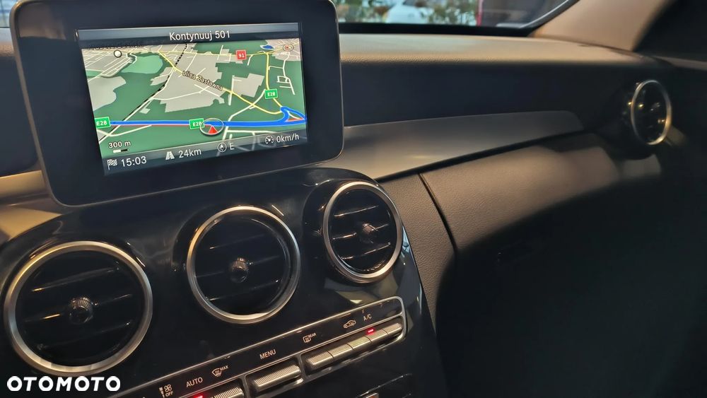 Mercedes-Benz Klasa C 160 9G-TRONIC Avantgarde - 16