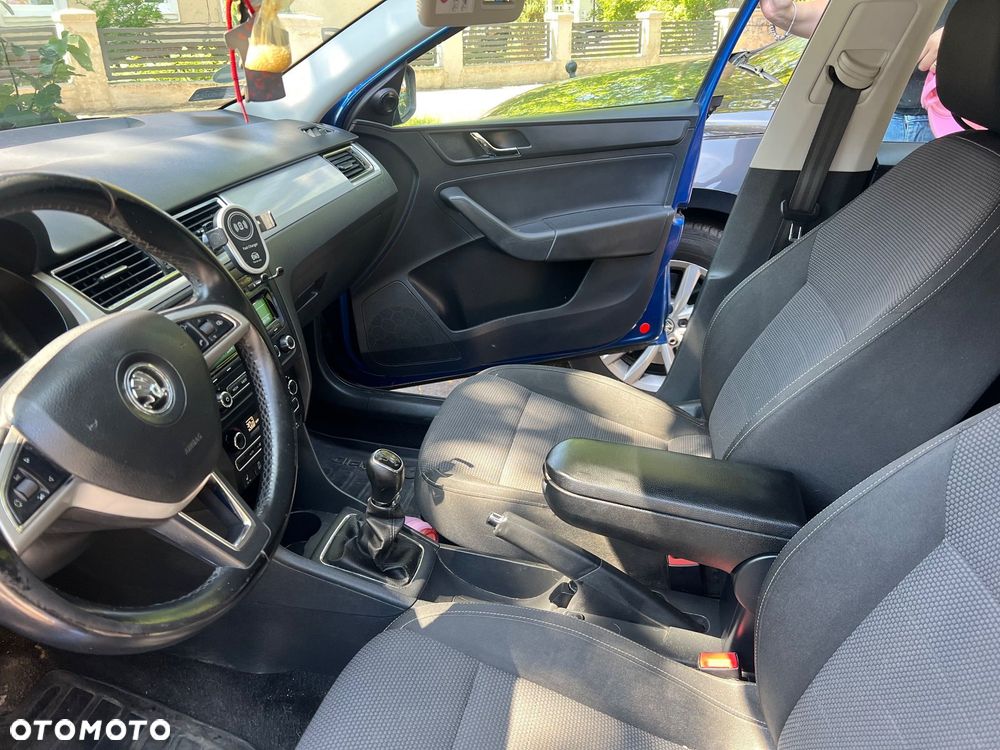 Skoda RAPID Spb 1.2 TSI Edition - 7