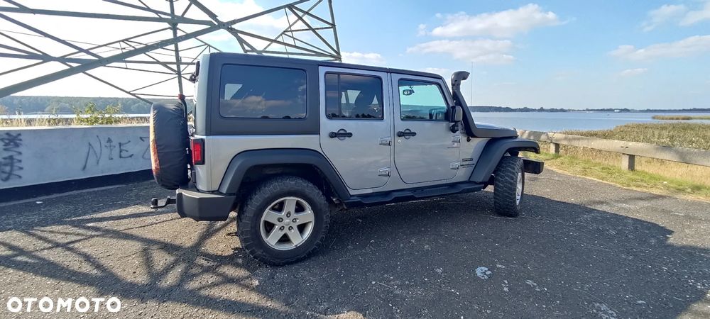 Jeep Wrangler 3.6 Unlim X - 21