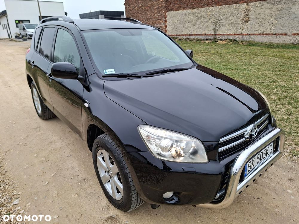 Toyota RAV4 2.2 D-4D Premium - 11