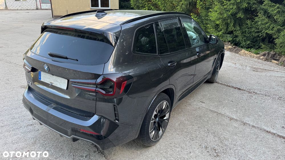 BMW iX3 80kWh Impressive - 18