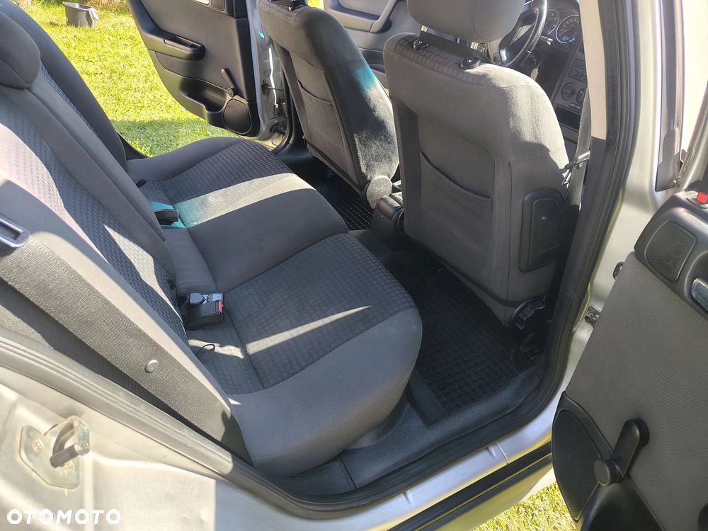 Opel Astra 2.0 DTI NJoy - 9