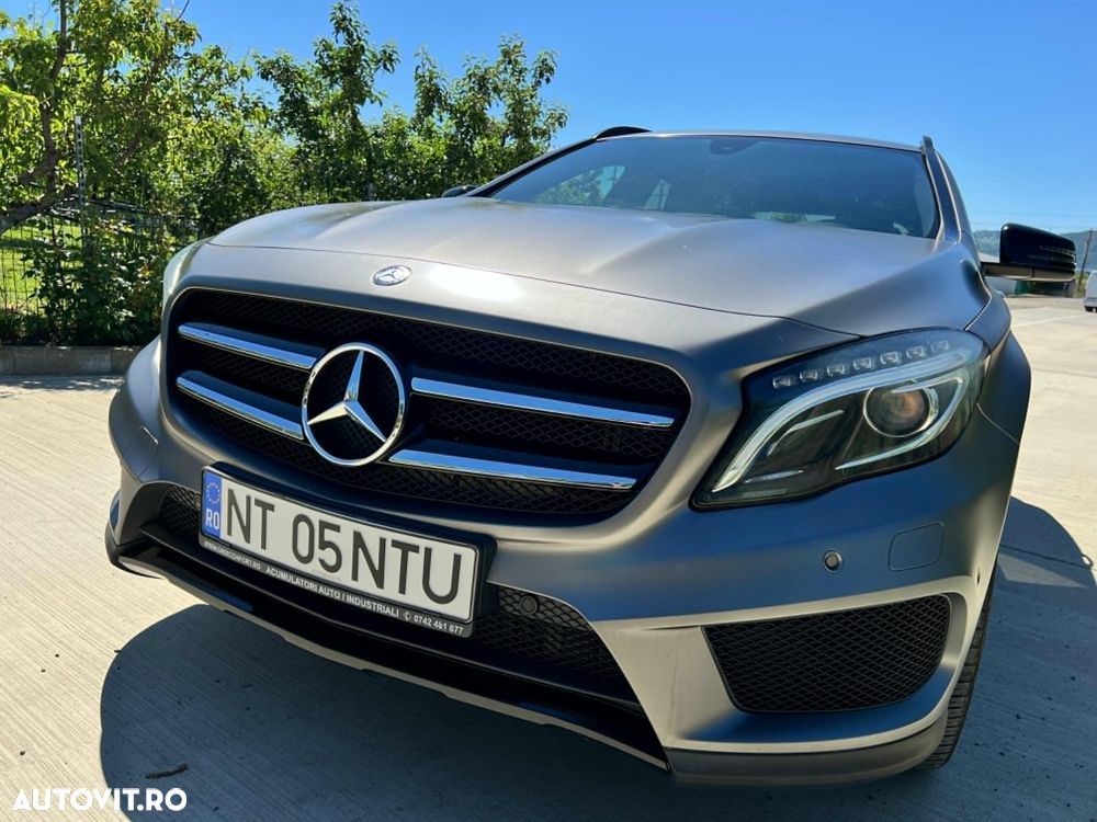 Mercedes-Benz GLA 200 d 4MATIC Aut. - 4