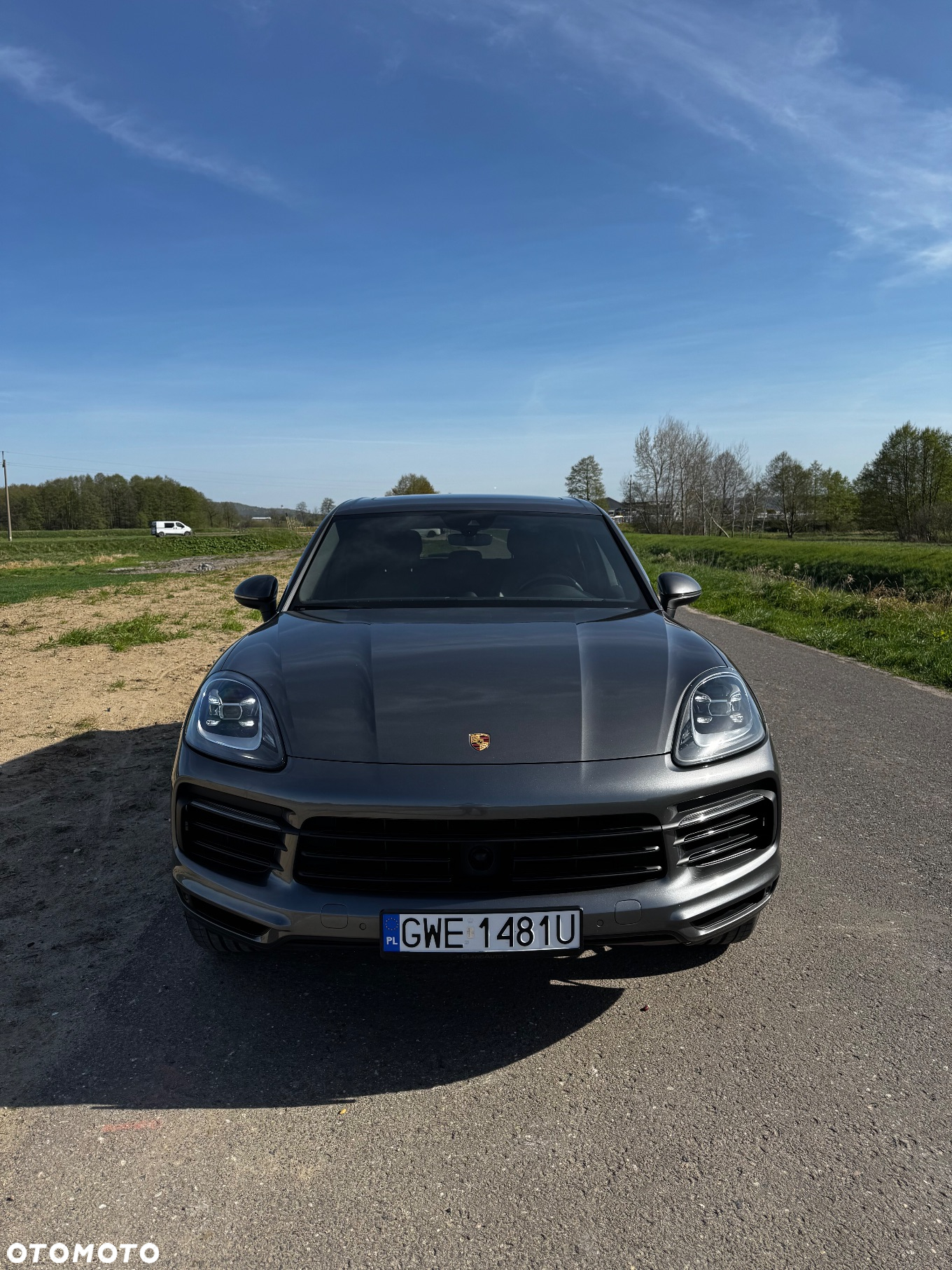 Porsche Cayenne Standard - 2