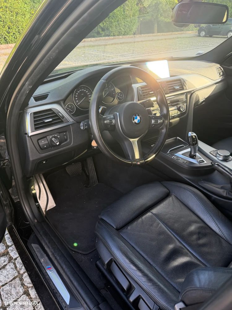 BMW 330 e iPerformance Pack M Shadow - 9