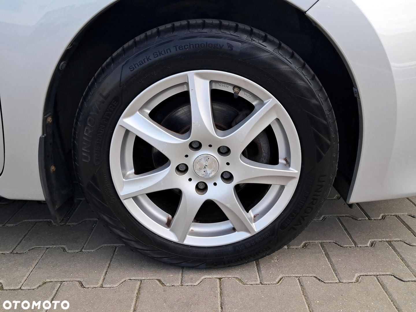 Toyota Corolla 1.6 Premium EU6 - 9