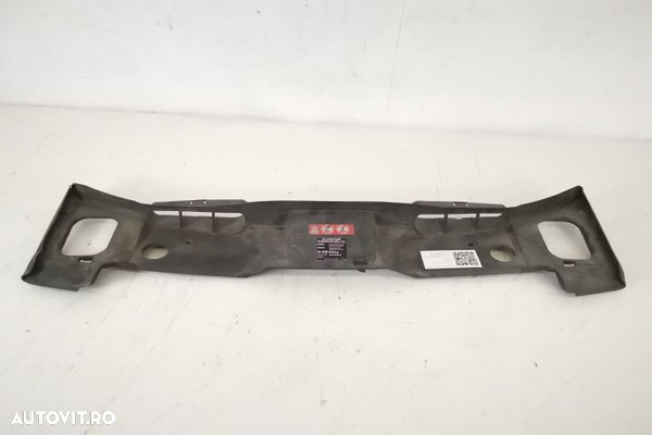 Acoperire trager original in stare buna Mercedes-Benz  CLS-Class  C218
