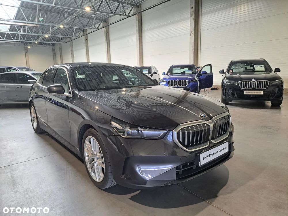 BMW Seria 5 520d xDrive mHEV - 3