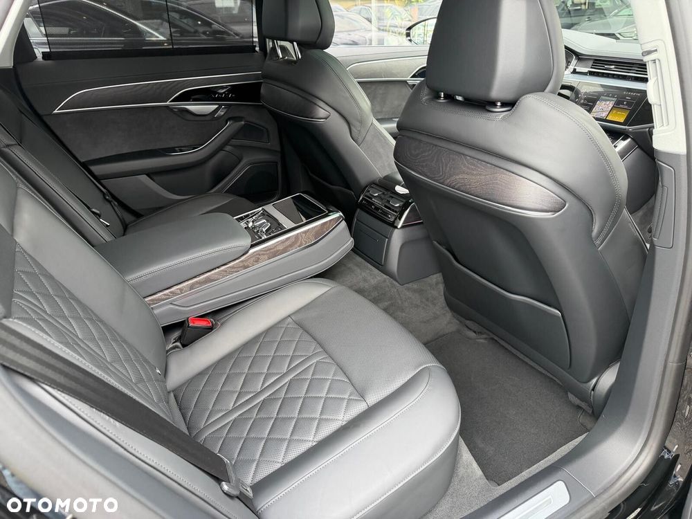Audi A8 - 27