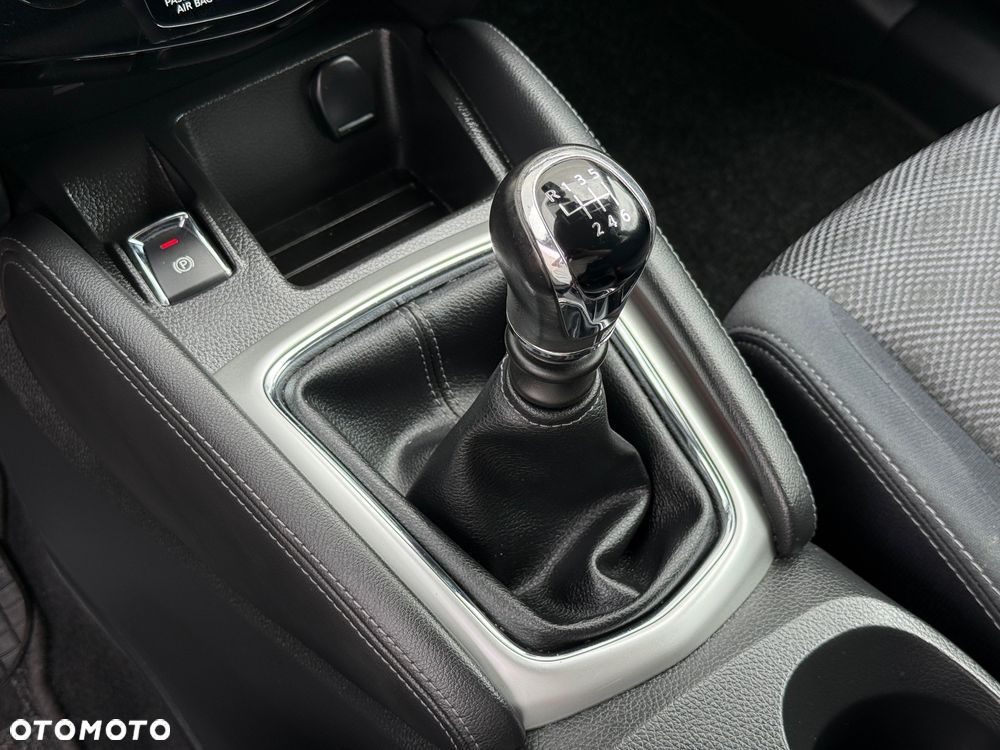 Nissan Qashqai - 22