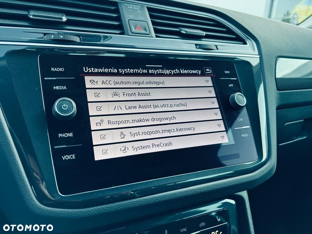 Volkswagen Tiguan 2.0 TSI 4Mot Urban Sport DSG - 29