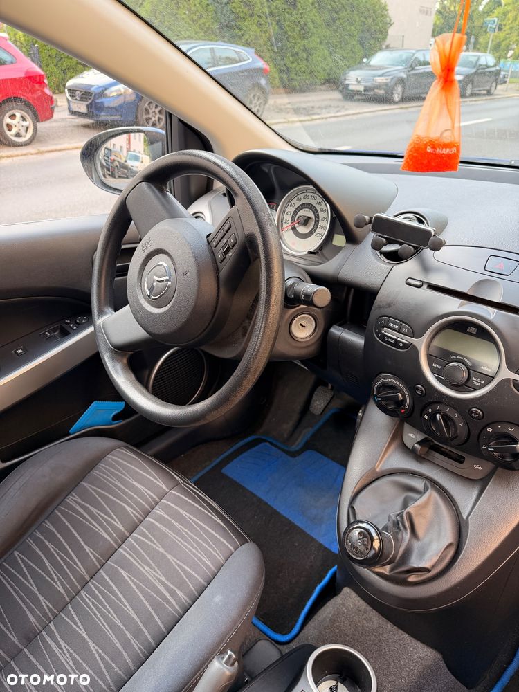 Mazda 2 1.3 Independence - 12
