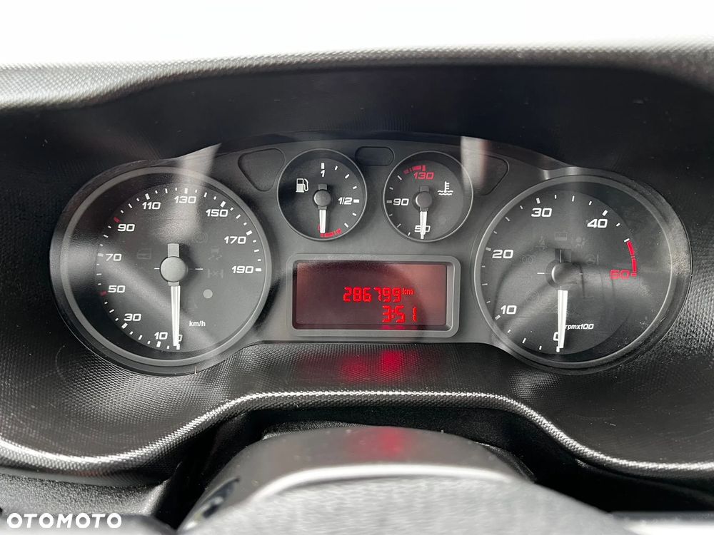 Iveco 35c14 Kontener+Winda - 17