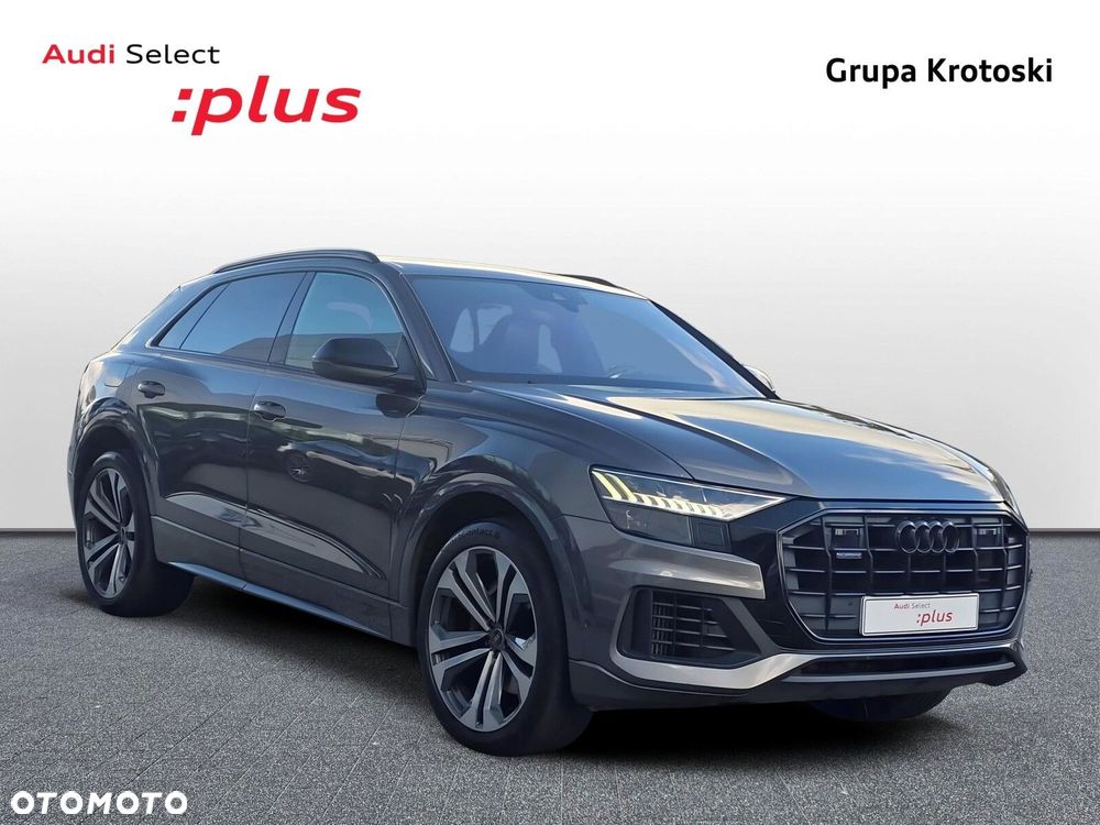 Audi Q8 - 8