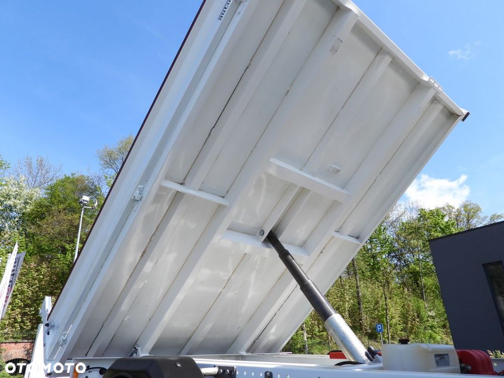 Peugeot BOXER  WYWROTKA PODWÓJNA KABINA DOKA 7 MIEJSC TEMPOMAT KLIMATYZACJA  140KM - 23