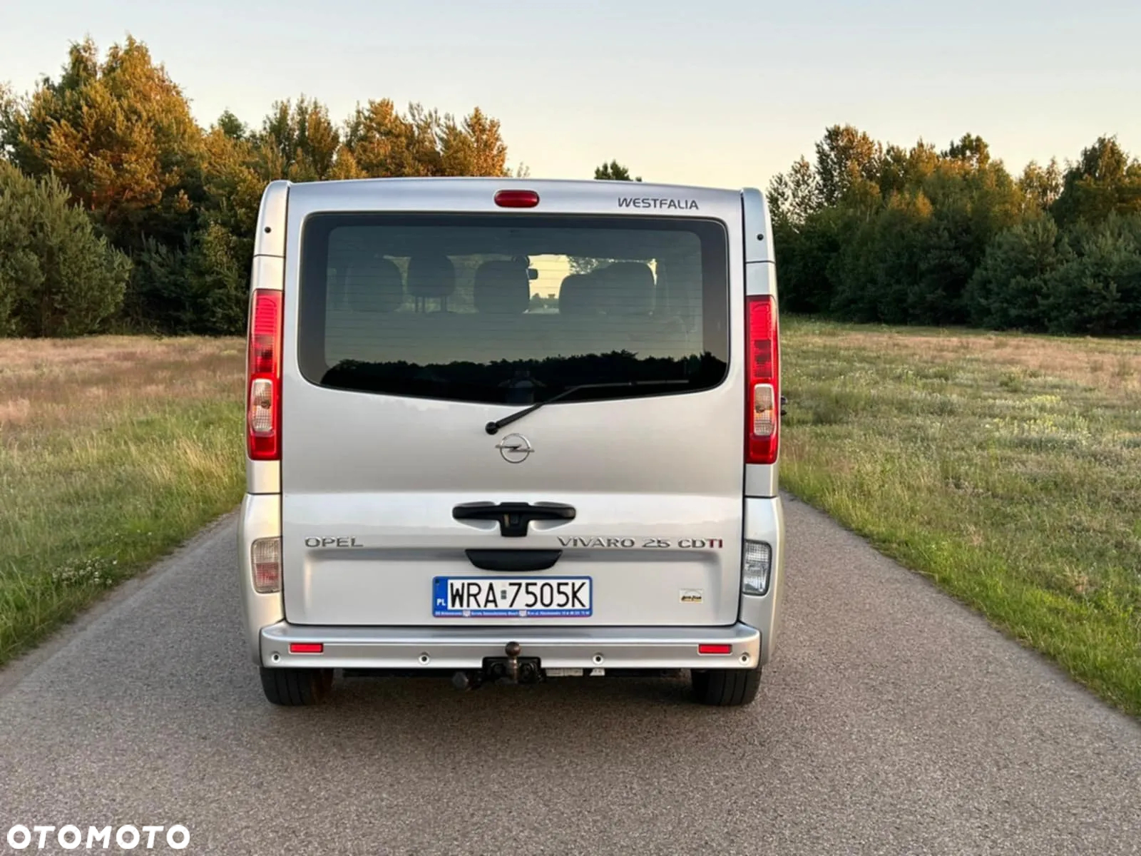 Opel Vivaro - 12