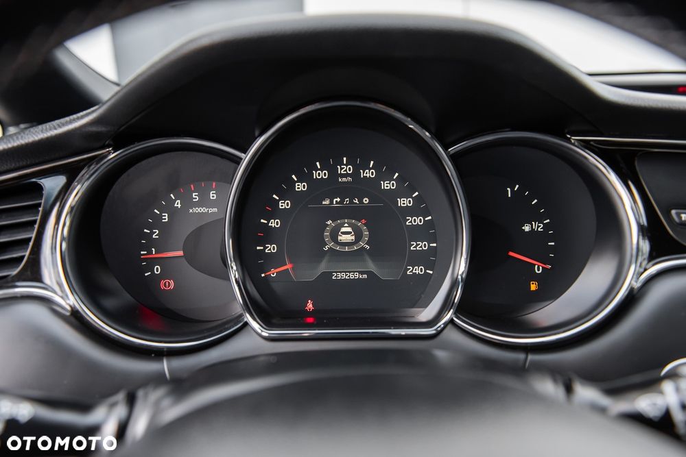 Kia Ceed 1.6 CRDi 136 ISG GT Line - 19