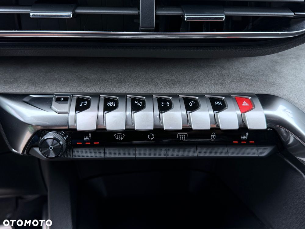 Peugeot 3008 1.6 PureTech HYbrid Allure S&S EAT8 - 35