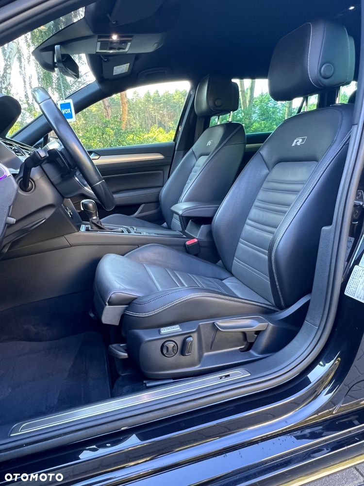Volkswagen Passat - 17