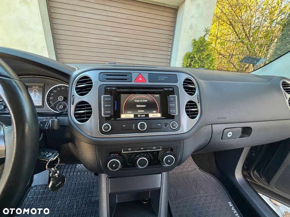 Volkswagen Tiguan - 26