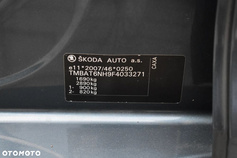 Skoda RAPID 1.4 TSI DSG Ambition - 24