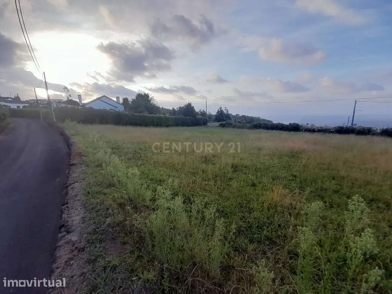 Terreno Urbano com Vista Panorâmica em Nordeste, São Miguel - Grande imagem: 2/20