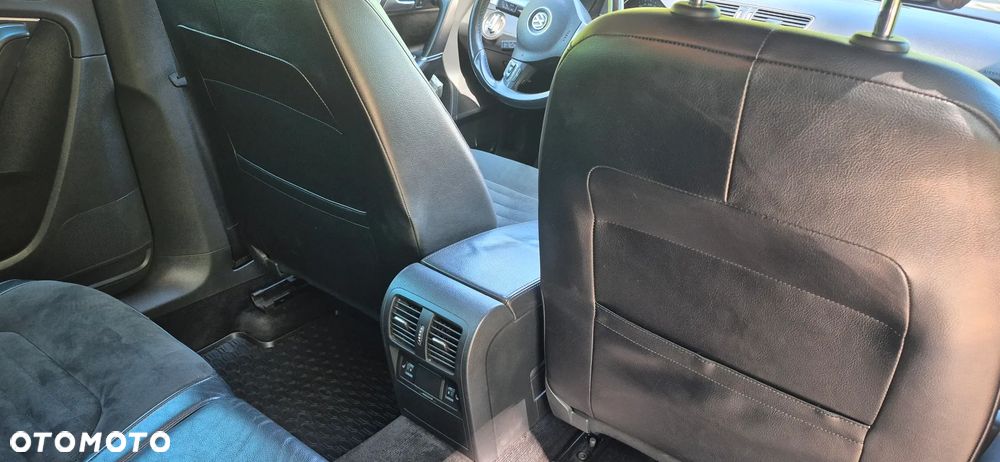 Volkswagen Passat 2.0 TDI Highline DSG - 14