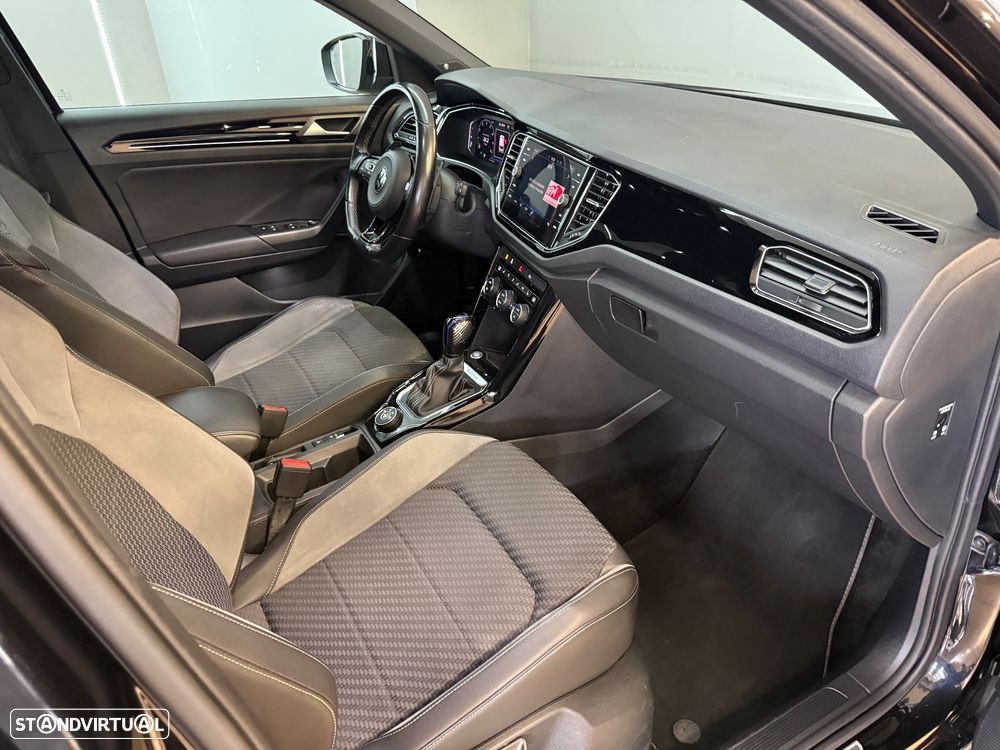VW T-Roc 2.0 TSI OPF 4MOTION DSG - 19