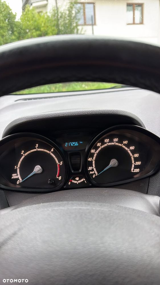 Ford Courier - 11