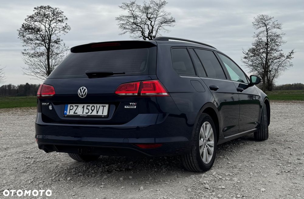 Volkswagen Golf 1.6 TDI BMT Comfortline - 11