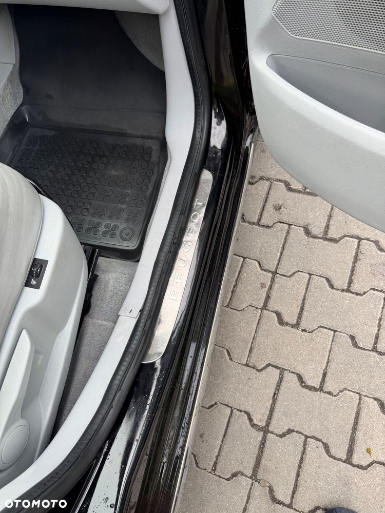 Peugeot 3008 1.6 Allure - 15