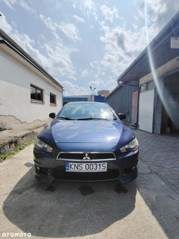 Mitsubishi Lancer - 9