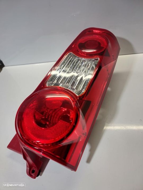 Farolim Farol Novo Traseiro Peugeot Partner Citroen Berlingo Dto (B9) 2008 a 2012 - 1